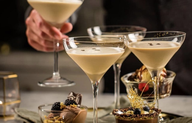 Из чего пьют ликер - фото3 Из чего пьют ликер - фото3