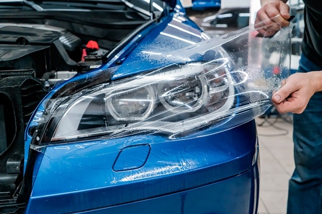 Антигравийная пленка на авто: что это такое, виды, плюсы и минусы - фото2 Антигравийная пленка на авто: что это такое, виды, плюсы и минусы - фото2