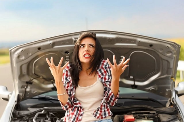 Какой автомобиль выбрать новичку женщине: полезные советы - фото