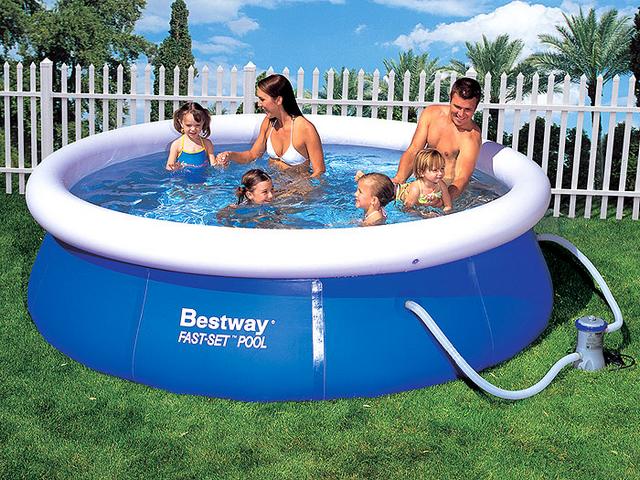 Надувные бассейны для дачи: преимущества и недостатки - фото3