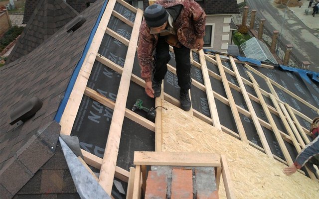 Битумная черепица: как укладывать, обзор - фото2