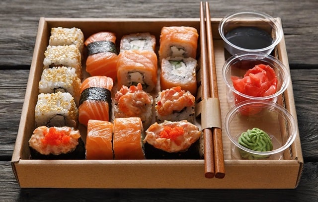 Какие блюда украинцы предпочитают заказывать с доставки - Суши и роллы