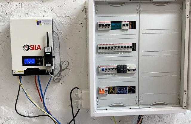 Сонячний інвертор: що це таке, види, застосування - фото4