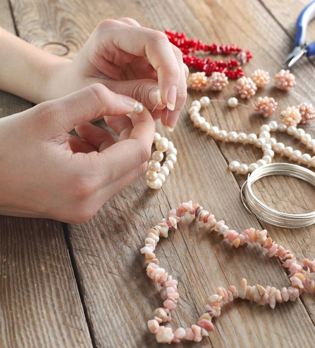 Як поєднувати кольори в біжутерії з намистин: проста теорія кольору для рукодільниць - фото3 Як поєднувати кольори в біжутерії з намистин: проста теорія кольору для рукодільниць - фото3