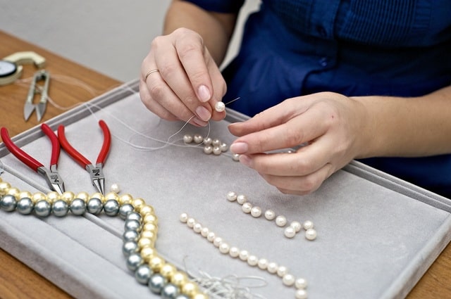 Як поєднувати кольори в біжутерії з намистин: проста теорія кольору для рукодільниць - фото4 Як поєднувати кольори в біжутерії з намистин: проста теорія кольору для рукодільниць - фото4