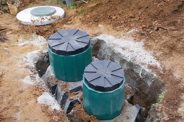 Септик: что это такое, принцип работы, как происходит откачка - фото3