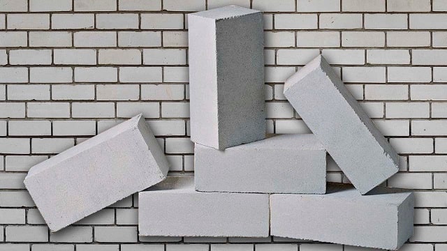 Силикатный кирпич или керамический: что лучше, обзор, плюсы и минусы - фото1