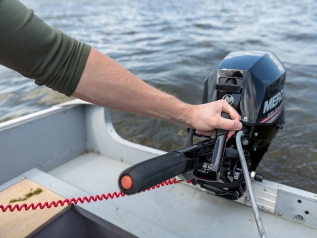 2-тактный или 4-тактный подвесной лодочный мотор: плюсы и минусы, особенности, какой выбрать и для чего - фото2