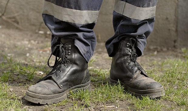 Ботинки для работы на производстве: какие должны быть, как выбрать - фото1