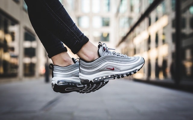 Женские кроссовки: какие бренды действительно стоят своих денег - фото4