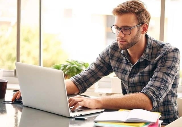 Окуляри для постійного носіння: як правильно підібрати лінзи та оправу - фото5