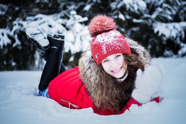 Выбираем зимнюю куртку для девочки-подростка: модные новинки - фото2