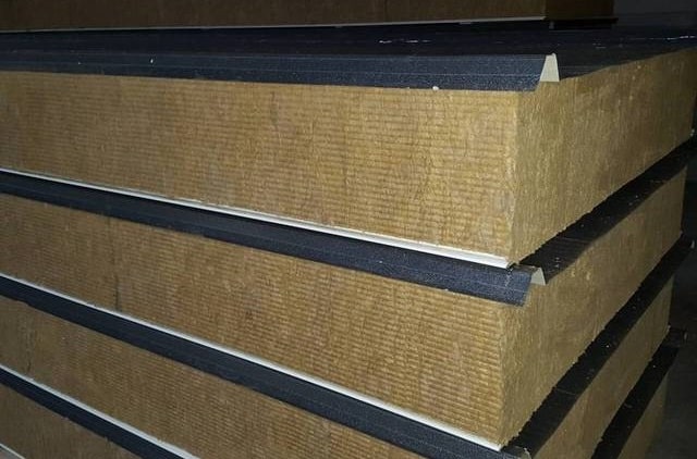 Сэндвич-панели: что это такое, плюсы и минусы - фото2