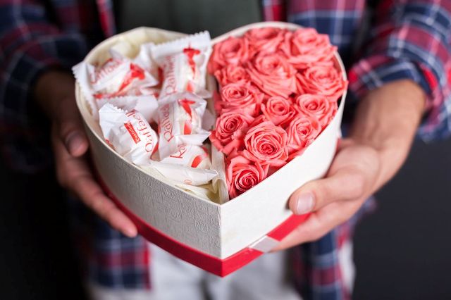 5 лучших способов поздравить девушку с днем рождения - Сладкое пожелание