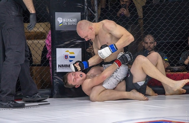 Турнир по смешанным единоборствам