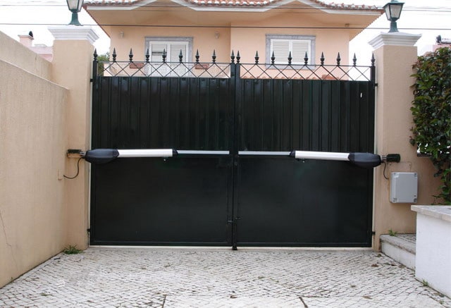 Ремонт распашных автоматических ворот