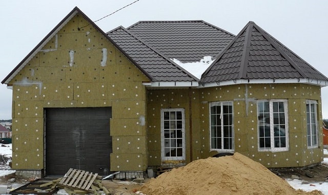 Минеральная вата или пенополистирол: что лучше для теплоизоляции штукатурного фасада - фото2