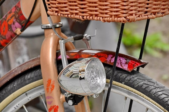 Фары для велосипеда: виды, особенности, как выбрать - фото1