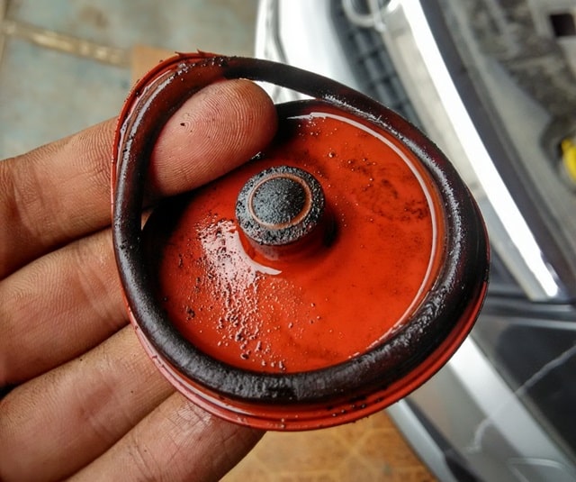 Износ мембраны клапана вентиляции картерных газов: как распознать и исправить - фото2