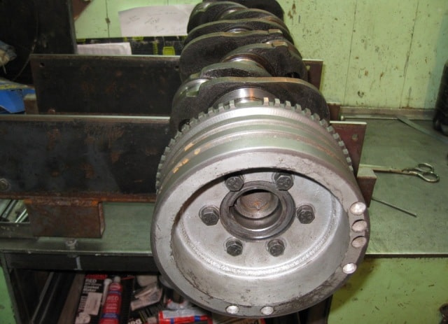 Шкив коленвала: что это такое и для он чего нужен - фото4 Шкив коленвала: что это такое и для он чего нужен - фото4