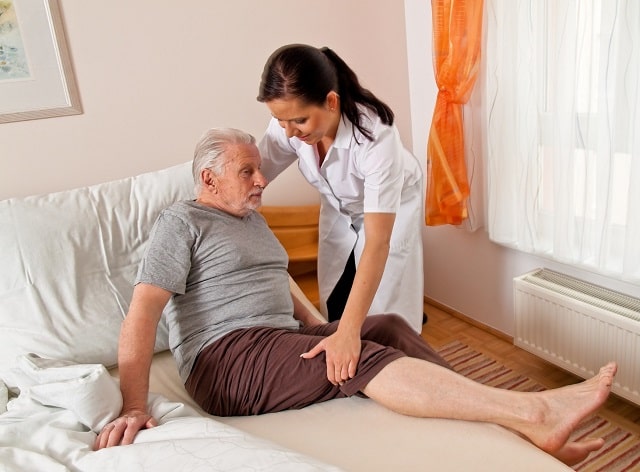 Реабилитация после перелома бедра у пожилых людей: как проходит, что нужно - фото2 Реабилитация после перелома бедра у пожилых людей: как проходит, что нужно - фото2