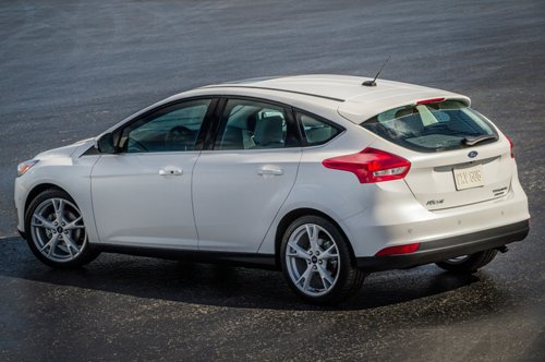 Форд Фокус 3 хэтчбек - фото 1