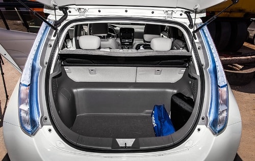 Ниссан Лиф (цена, обзор электромобиля) - фото 5