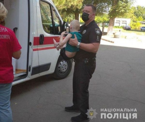 У нерадивых родителей, живших в лесу, забрали 8-летнего мальчика