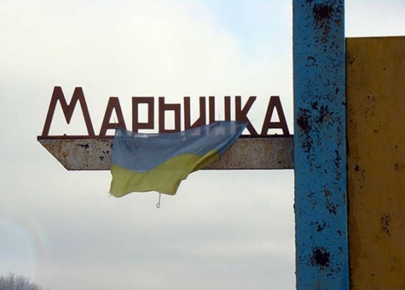 В Марьинке из-за обстрелов боевиков ранена женщина