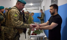 Президент Украины побывал в боевых бригадах на Донетчине