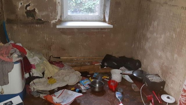 В Славянске у 25-летней горе-матери забрали маленьких детей