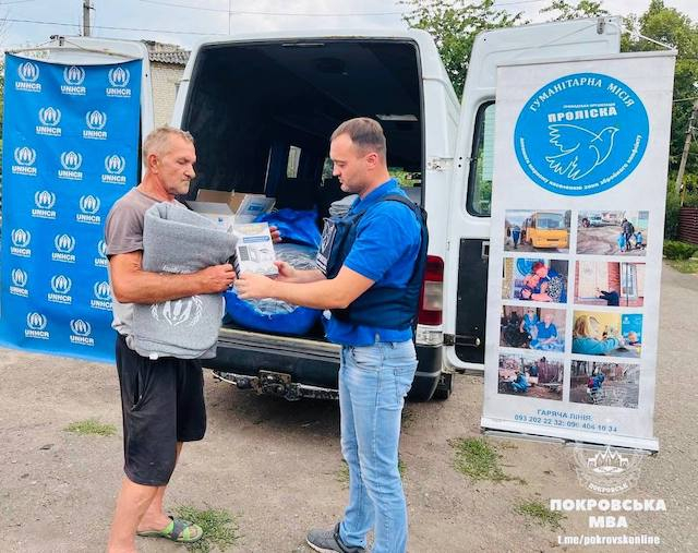Жители Покровска получили гуманитарную помощь от миссии «Пролісок»