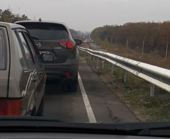 На блокпостах «ДНР» боевики стали тщательно досматривать личные вещи граждан
