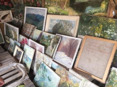 На пункте пропуска выявлено более 200 картин украинского художника, стоимостью 3,5 млн.грн