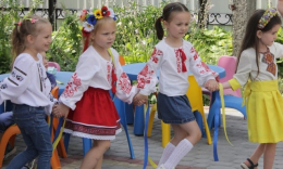 Переселенцы из Краматорска открыли на Прикарпатье сеть частных детских центров