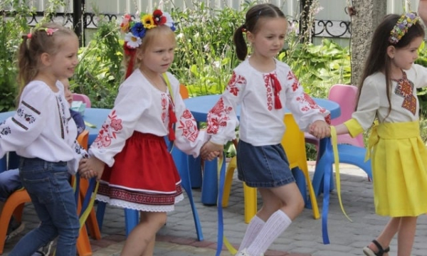 Переселенцы из Краматорска открыли на Прикарпатье сеть частных детских центров