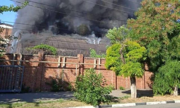 В Ейске сгорела нефтебаза, подвоз боеприпасов в Мариуполь откладывается