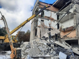 В результате ракетного удара по г. Часов Яр погиб один человек