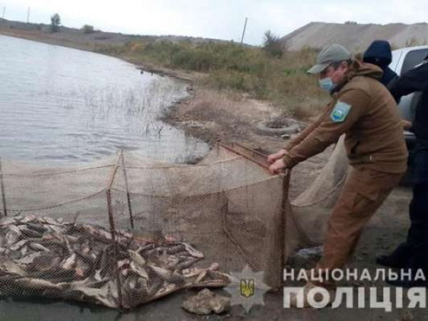 У Сартаны задержали рыбака, который незаконно выловил почти 800 экземпляров рыбы