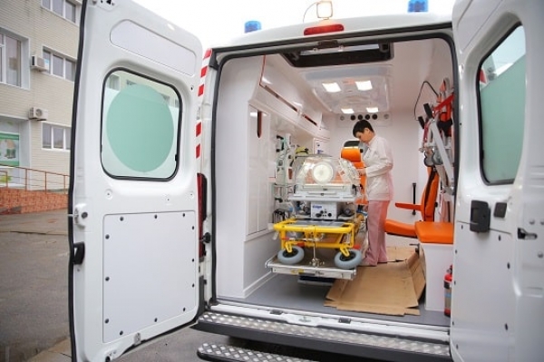В Донецкой области появился реанимобиль для детей