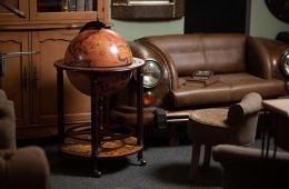 Выбираем функциональный глобус бар