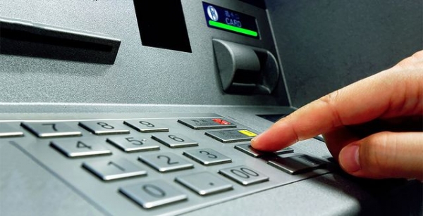 17-летний подросток потратил с чужой банковской карты 8 000 гривен