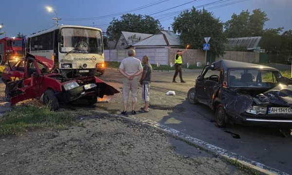 Смертельное ДТП в Покровске – двое погибших, трое пострадавших