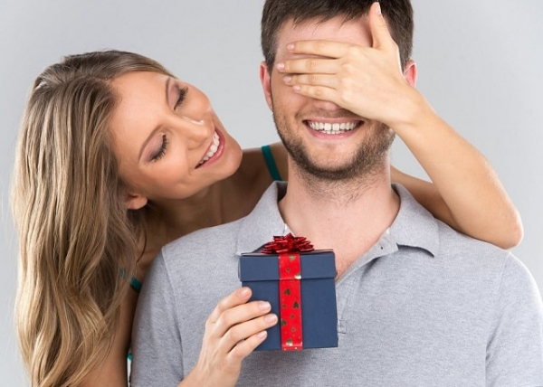 Подарок ко Дню Святого Валентина для парня, который он захочет и полюбит