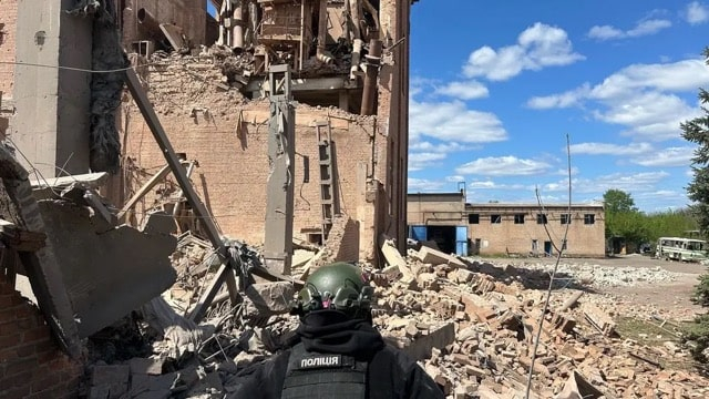 Ударами из ствольной артиллерии враг повредил в Константиновке одно из предприятий