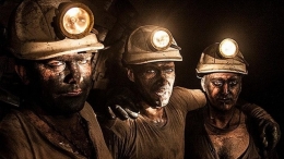 На шахте им. Засядько начались массовые увольнения