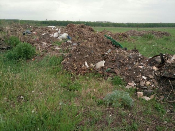 Мусор после субботников ко дню «республики» свезли на окраины Макеевки (фотофакт)