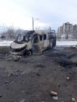 В Авдеевке российский дрон подорвал машину - ранен волонтер