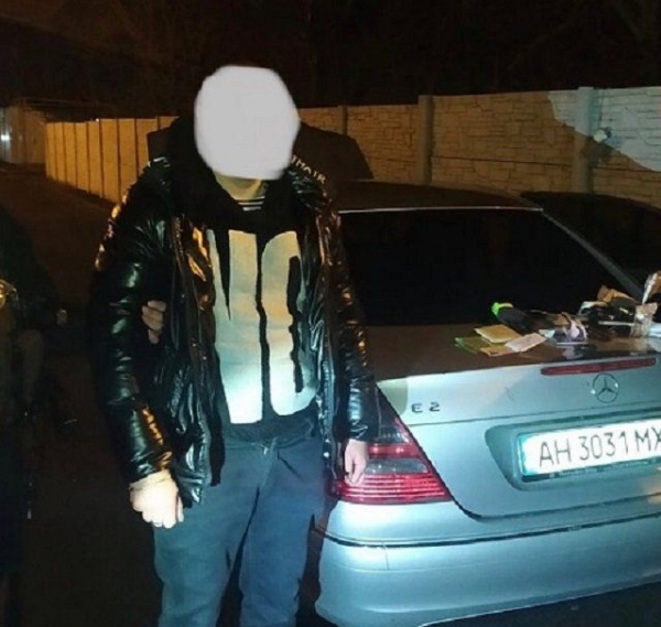 На выезде из Мариуполя задержан водитель, совершивший смертельное ДТП