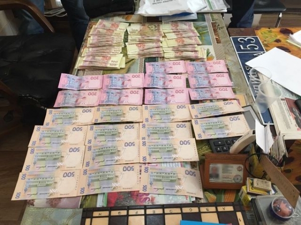 Начальник отделения полиции «попался» на взятке